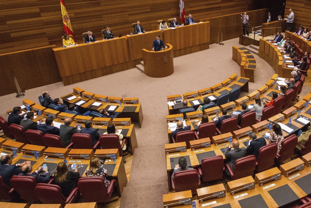 La proposición de Ley de PP y Vox se tramitará en las Cortes de Castilla y León por el procedimiento de urgencia.