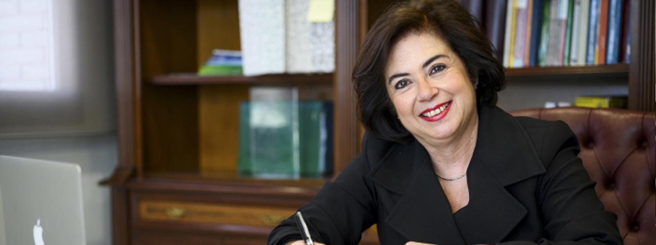 Yasmina Domínguez, nueva presidenta del Colegio de Veterinarios de Almería.