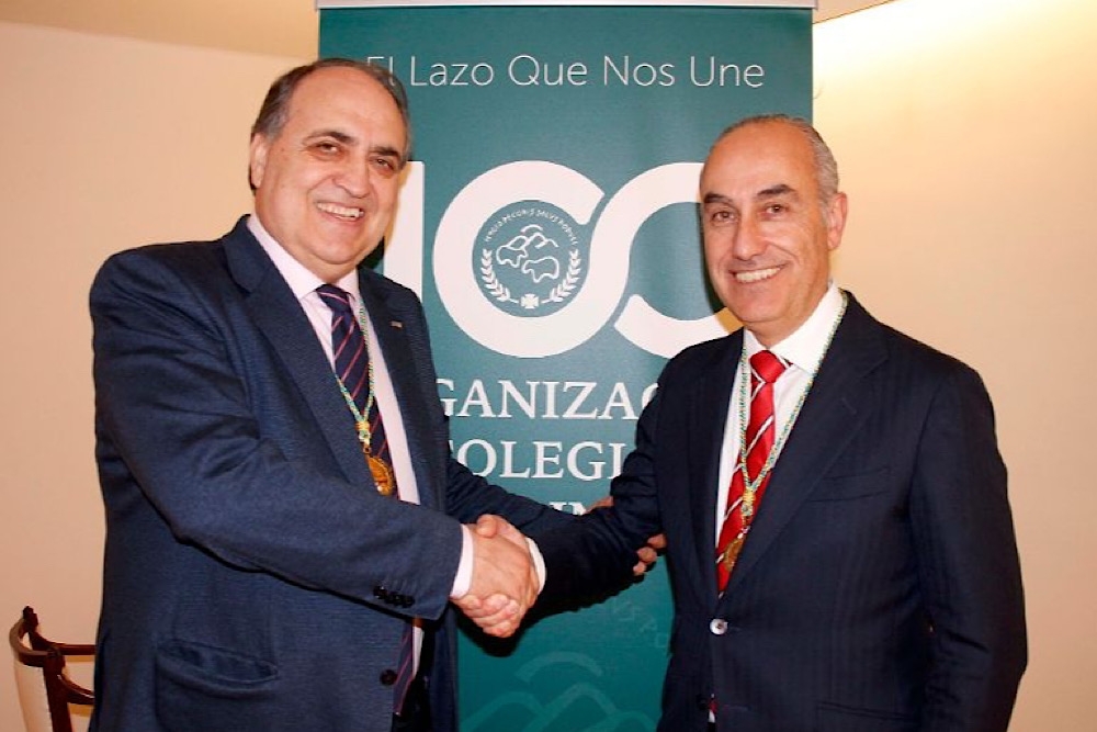 Luis Alberto Calvo y Álvaro Mateos, presidente y nuevo consejero del Consejo General de Colegios Veterinarios de España, respectivamente.