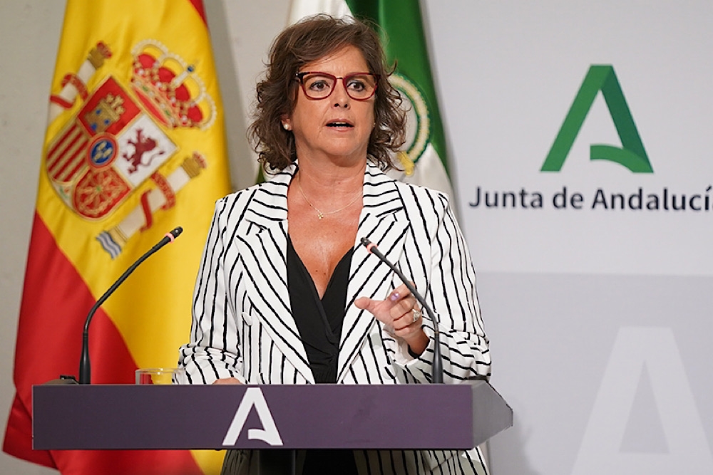 Catalina García Carrasco, Consejera de Salud y Consumo de la Junta de Andalucía.