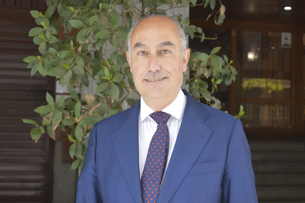 Álvaro Mateos Amann tomará posesión en marzo como consejero del Consejo General de Colegios Veterinarios de España.