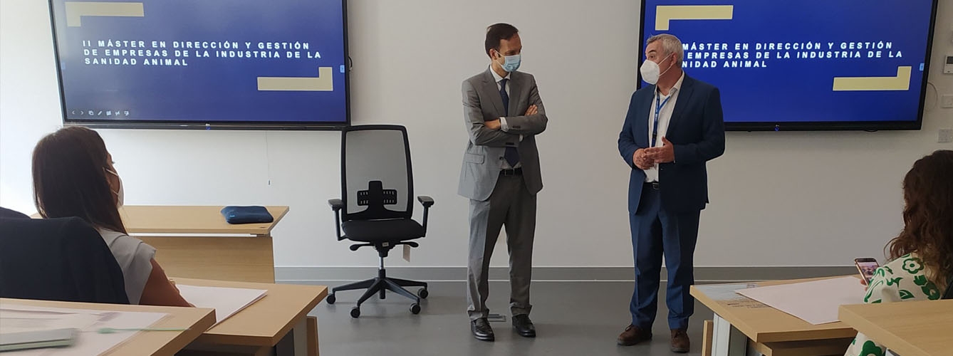 La próxima sesión informativa de la cuarta Edición del Máster en Dirección y Gestión de Empresas enfocado a la Industria de Sanidad Animal (2022) tendrá lugar el jueves 14 de octubre.