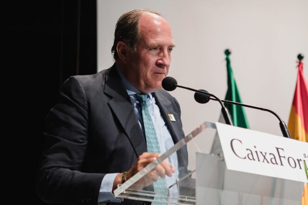 Fernando Caballos Rufino, nuevo presidente en funciones del Colegio de Veterinarios de Sevilla.