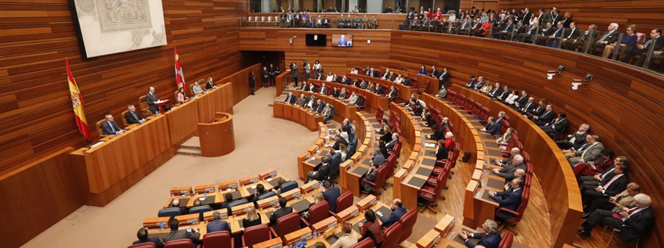 El Grupo Parlamentario Socialista ha conseguido aprobar una proposición no de ley que obligará a la Junta de Castilla y León a realizar un estudio de la situación actual de los mataderos.
