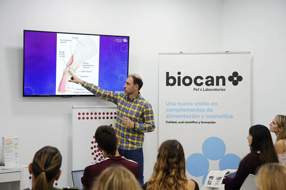 Centauro y Biocan han colaborado recientemente en un taller de estudios radiológicos impartido por el especialista Víctor M. Moratalla Félix.