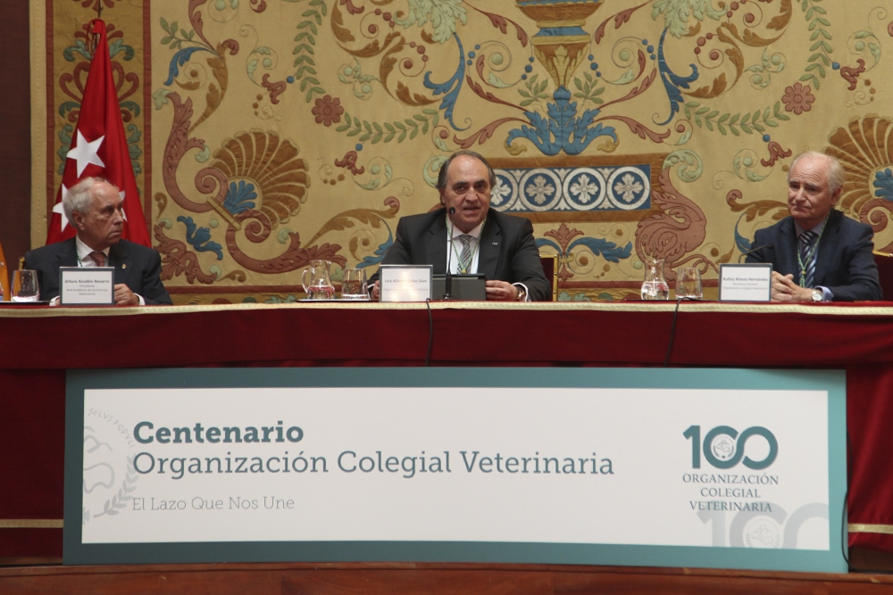 La Organización Colegial Veterinaria ha celebrado sus 100 años.