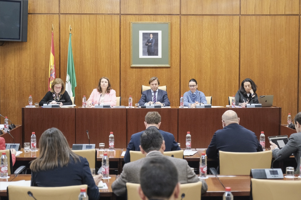 Comisión parlamentaria para informar sobre medidas de apoyo a la ganadería extensiva de Andalucía.