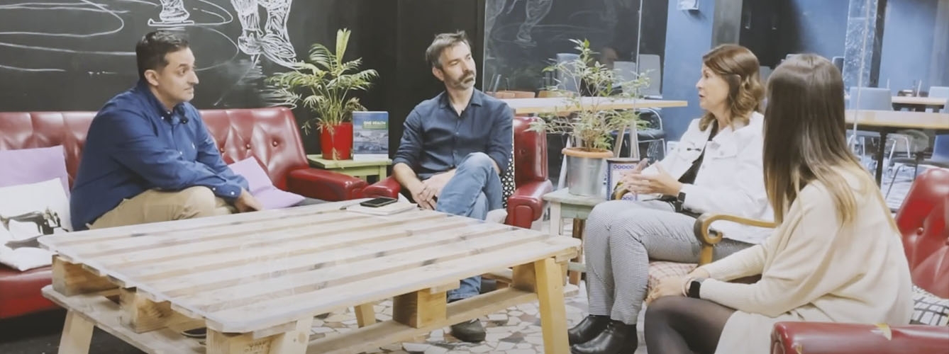 Guadalupe Miró y Manuel Linares en la nueva entrega del programa Con V de Vet.