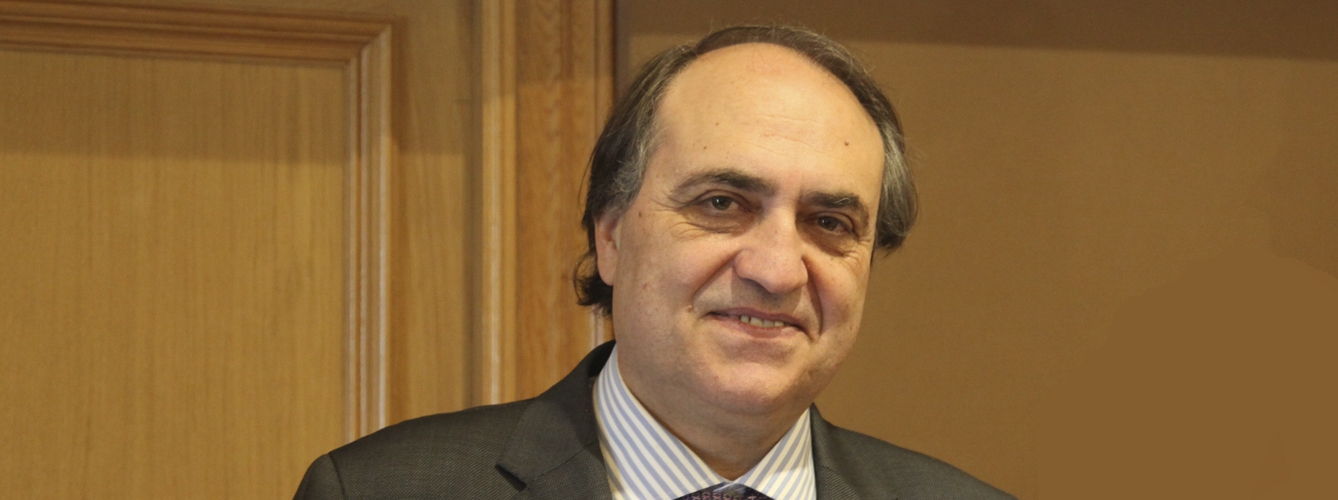 Luis Alberto Calvo, presidente de la Organización Colegial Veterinaria.