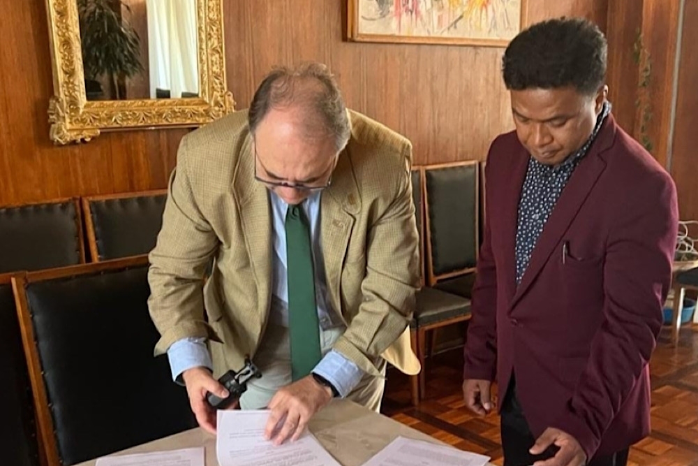 La OCV apuesta por la cooperación internacional al apoyar la creación de la primera Facultad de Veterinaria en Madagascar.