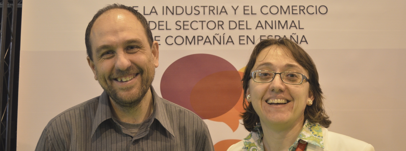 Delia Saleno y Jesús A. Gutiérrez Aragón, presidenta y vicepresidente de la Confederación Empresarial Veterinaria Española. 