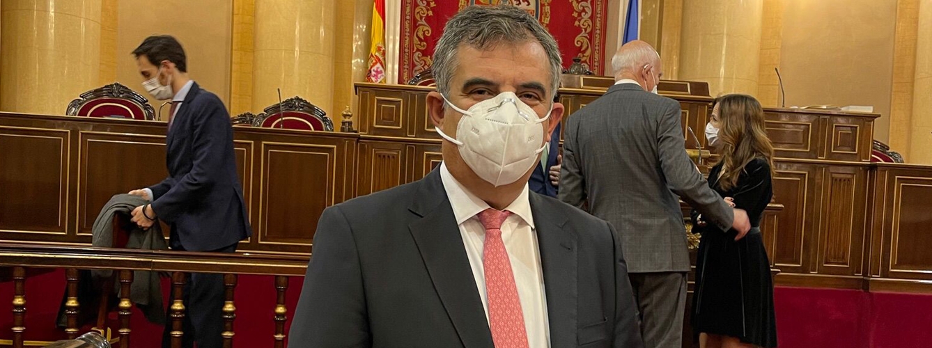 Juan María Vázquez, veterinario y senador por Murcia del Partido Popular.