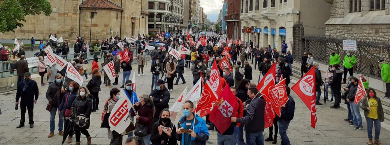 Imagen de la manifestación de los trabajadores de Laboratorios Ovejero.