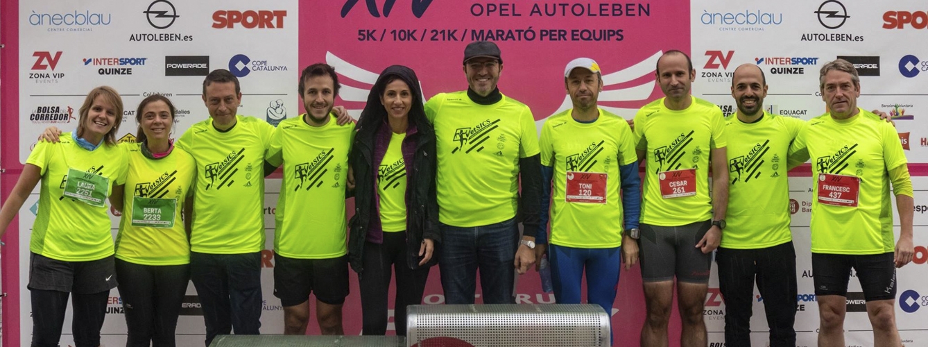 Participantes de  VetSICS en la XIV edición de la Media Maratón del Mediterráneo en 2018.
