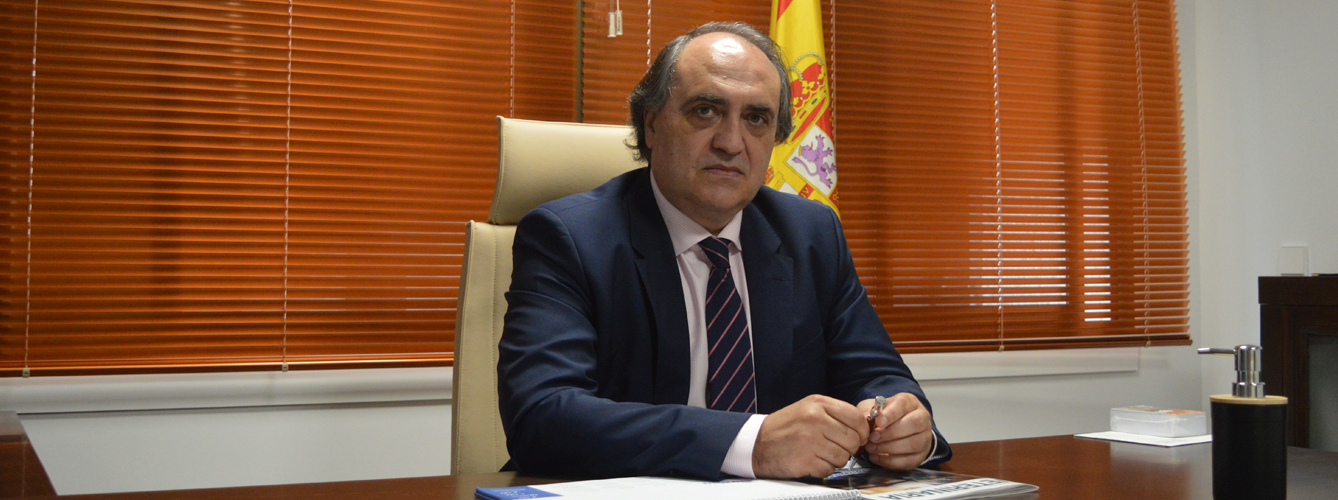 Luis Alberto Calvo, presidente del Consejo General de Colegios Veterinarios de España.