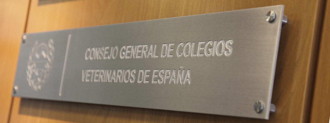 El documento actualizado está firmado por la OCV y el Consejo General de Colegios Veterinarios de España.