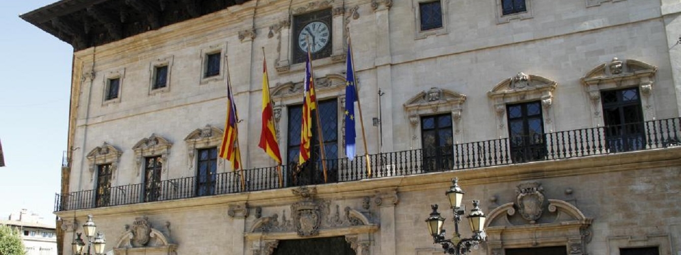 Fachada exterior del Ayuntamiento de Palma de Mallorca.