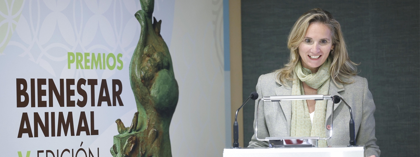 Paloma Martín, consejera de Medio Ambiente de la Comunidad de Madrid, durante su intervención en los Premios Bienestar Animal de Colvema.