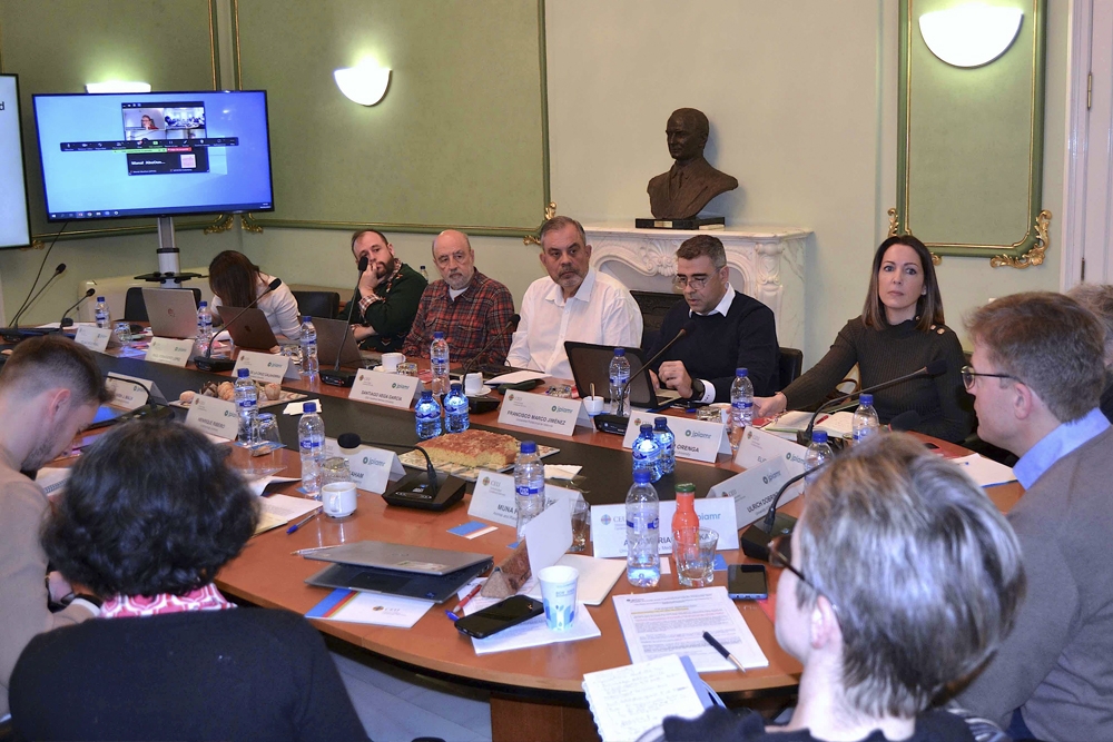 Investigadores de la CEU UCH y de centros de Alemania, Reino Unido, Israel y Hungría que participan en el proyecto europeo Phage-Stop-AMR, durante su encuentro en Valencia.
