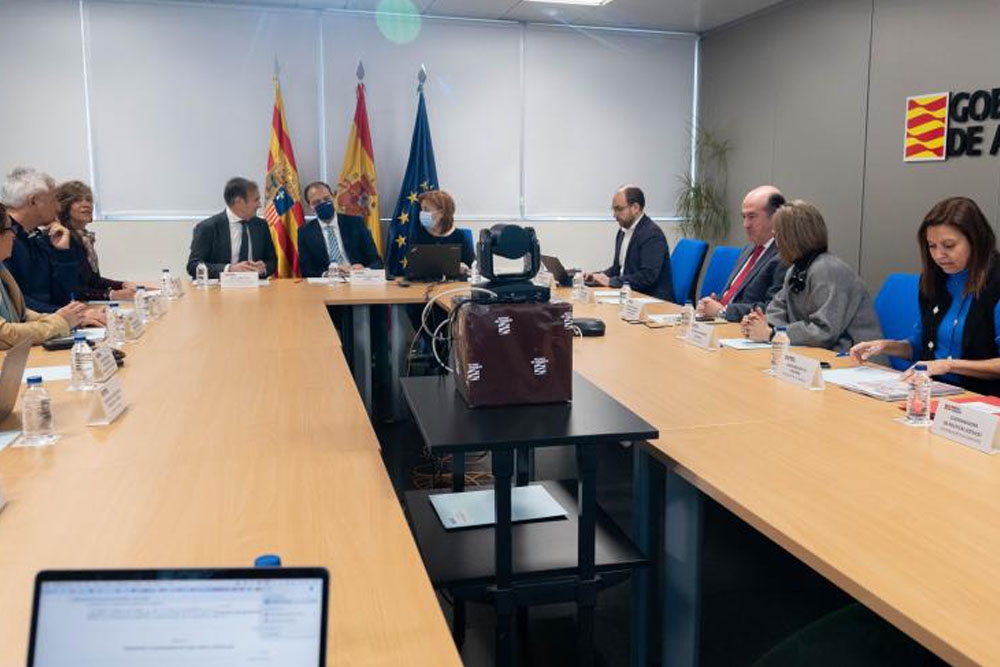 Primera reunión del grupo impulsor de la candidatura de Zaragoza como sede de la Agencia Estatal de Salud Pública (Fabián Simón).