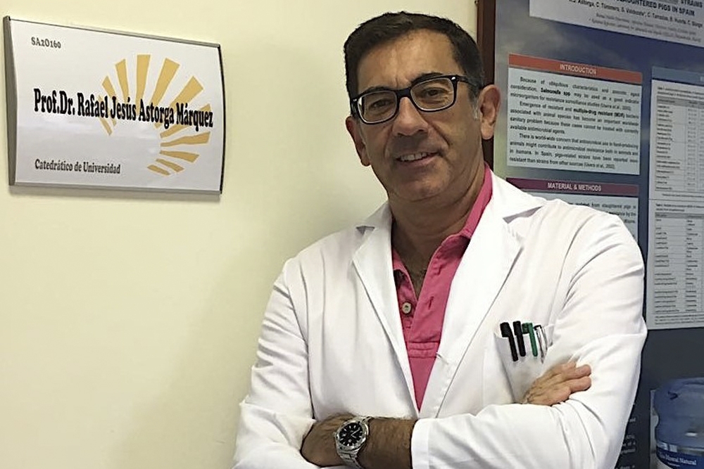 Rafael Jesús Astorga Márquez, catedrático en la Unidad de Epidemiología y Medicina Preventiva de la Facultad de Veterinaria de la Universidad de Córdoba.