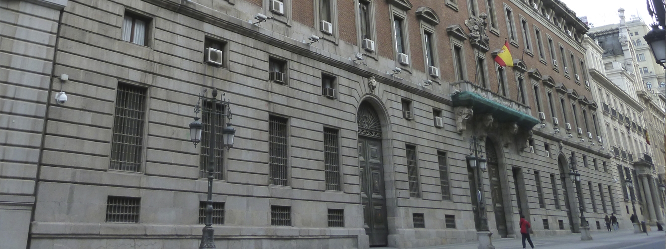 Antigua Real Casa de la Aduana, sede del Ministerio de Hacienda en Madrid. 