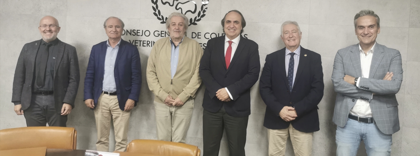 Foto de familia de la reunión entre representantes de la OCV y la Dirección General de Producción Agropecuaria de la Junta de Castilla y León.