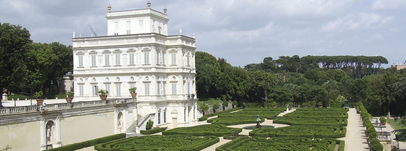 El Ayuntamiento de Roma ha cerrado al público parte de Villa Doria Pamphilj por motivo de la gripe aviar H5N1.